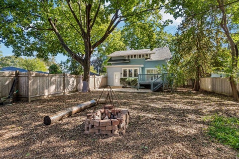 Tiny photo for 217 Prairie Avenue, Libertyville, IL 60048 (MLS # 12780560)