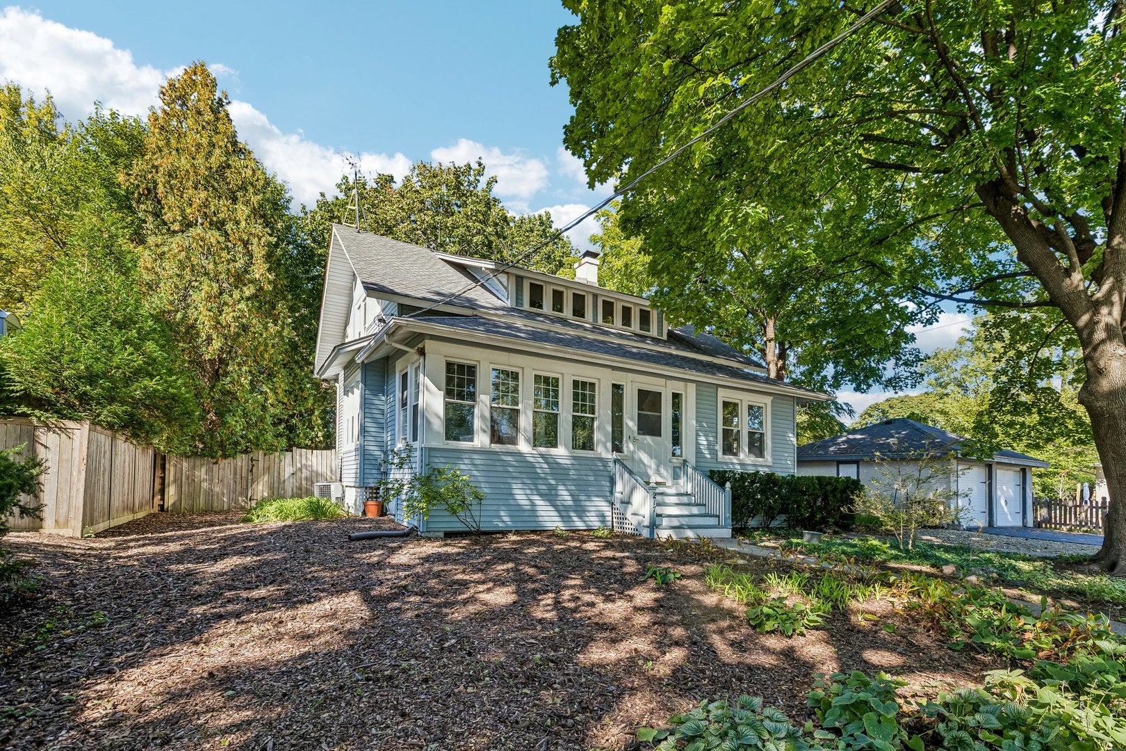 217 Prairie Avenue