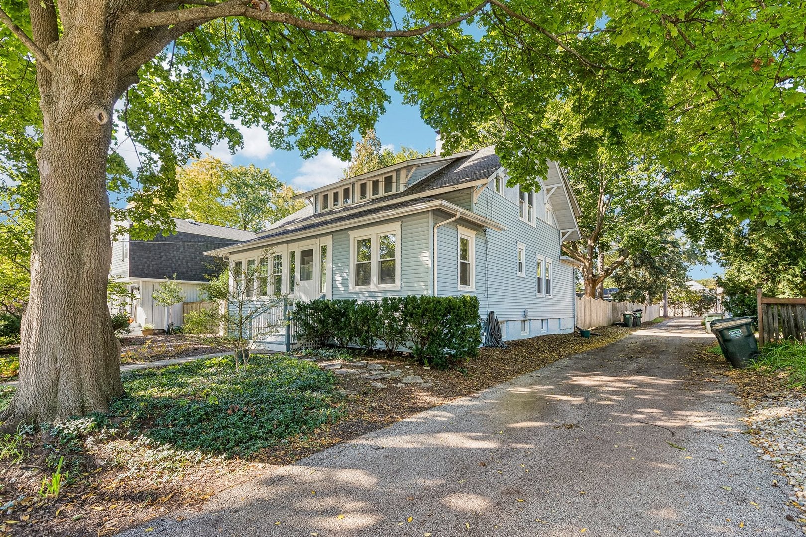 217 Prairie Avenue