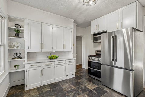 Tiny photo for 217 Prairie Avenue, Libertyville, IL 60048 (MLS # 12780560)