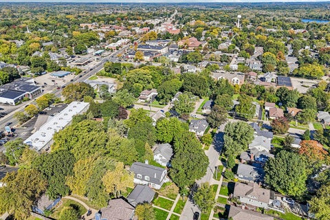 Tiny photo for 217 Prairie Avenue, Libertyville, IL 60048 (MLS # 12780560)