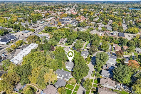 Tiny photo for 217 Prairie Avenue, Libertyville, IL 60048 (MLS # 12780560)