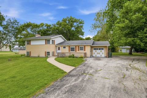 Tiny photo for 4110 Orchard Lane, Matteson, IL 60443 (MLS # 12682099)