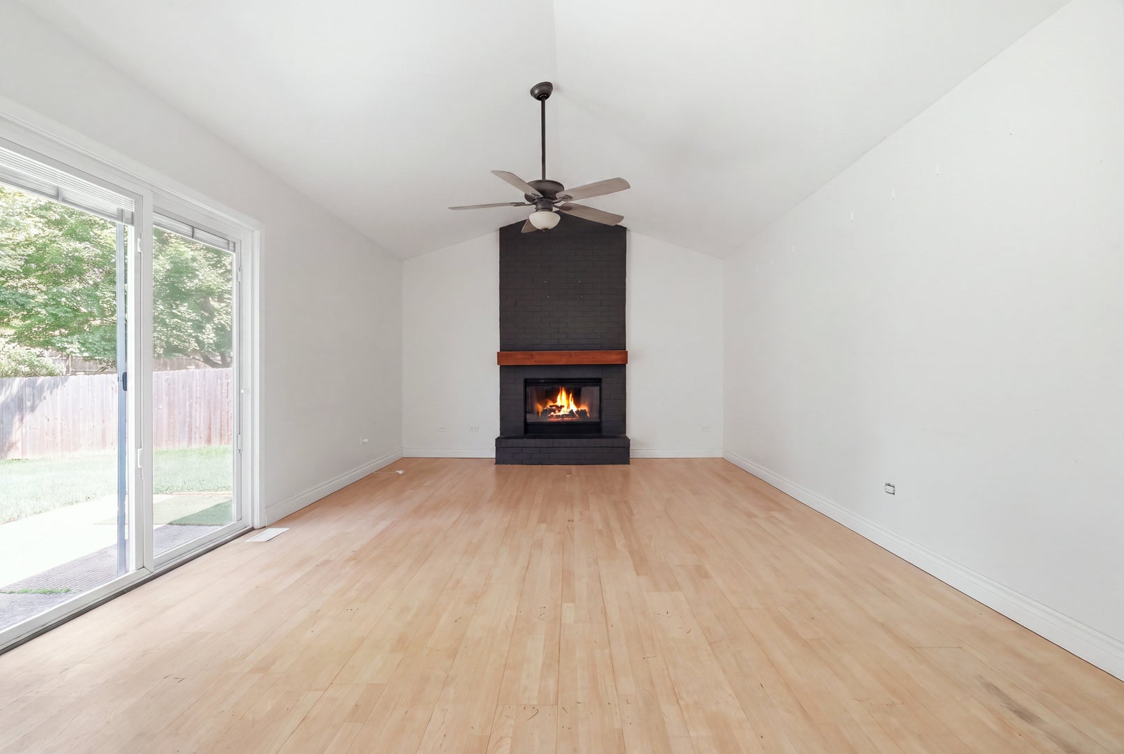 232 SARATOGA Court