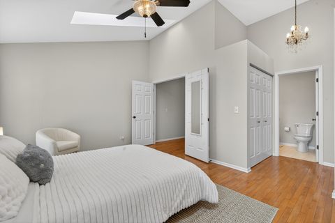 Tiny photo for 244 Steeplechase Court, Schaumburg, IL 60173 (MLS # 12587637)