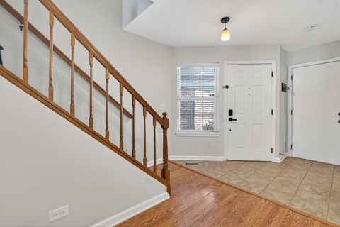 Tiny photo for 244 Steeplechase Court, Schaumburg, IL 60173 (MLS # 12587637)