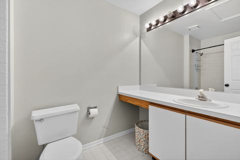 Tiny photo for 244 Steeplechase Court, Schaumburg, IL 60173 (MLS # 12587637)