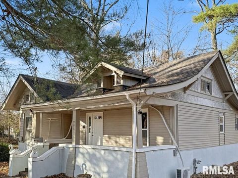 Tiny photo for 901 S 22ND Street, Herrin, IL 62948 (MLS # QC4269688)