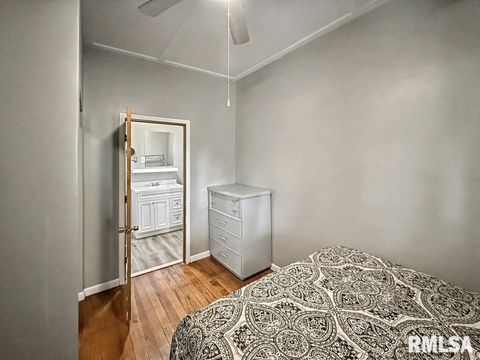 Tiny photo for 901 S 22ND Street, Herrin, IL 62948 (MLS # QC4269688)