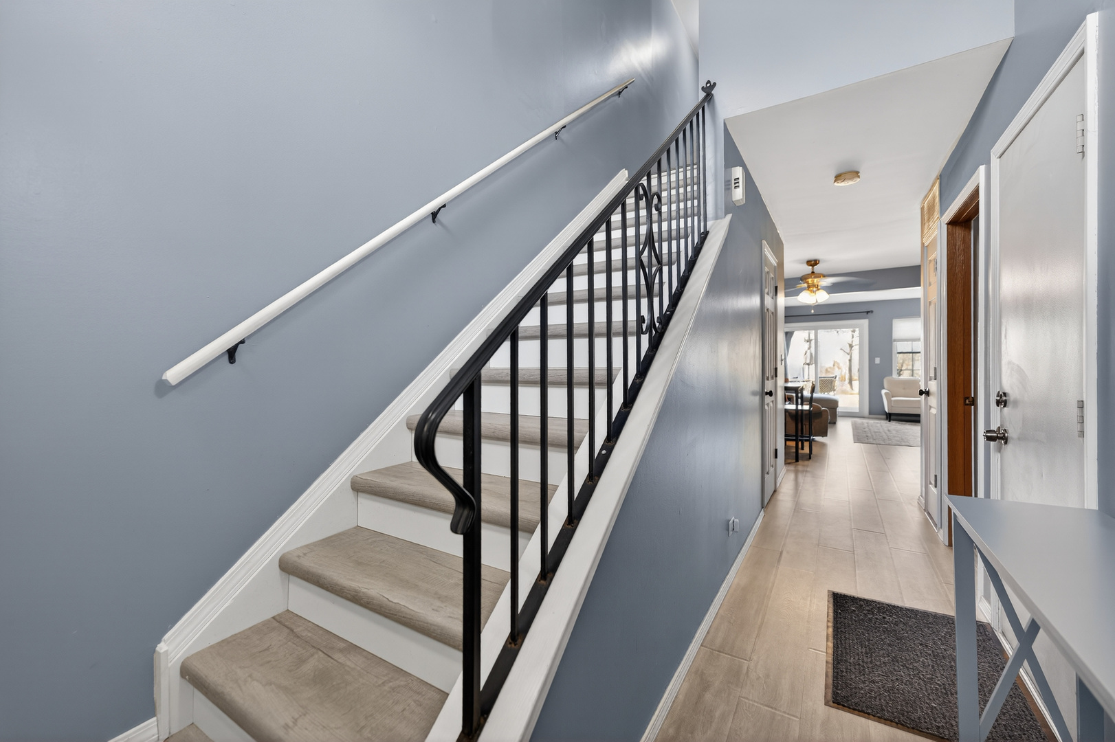 842 N Tamarac Boulevard