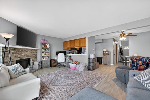 Tiny photo for 842 N Tamarac Boulevard, Addison, IL 60101 (MLS # 12604037)