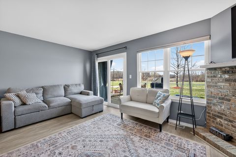 Tiny photo for 842 N Tamarac Boulevard, Addison, IL 60101 (MLS # 12604037)