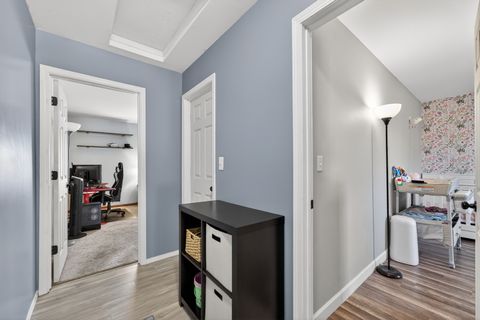 Tiny photo for 842 N Tamarac Boulevard, Addison, IL 60101 (MLS # 12604037)