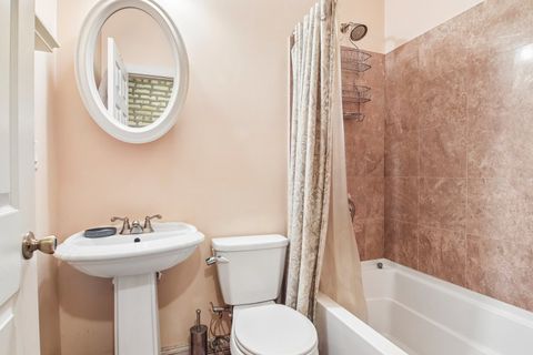Tiny photo for 1623 W North Shore Avenue #3, Chicago, IL 60626 (MLS # 12627594)