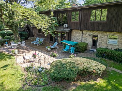 Tiny photo for 8080 Wolf Road, Burr Ridge, IL 60527 (MLS # 12380298)