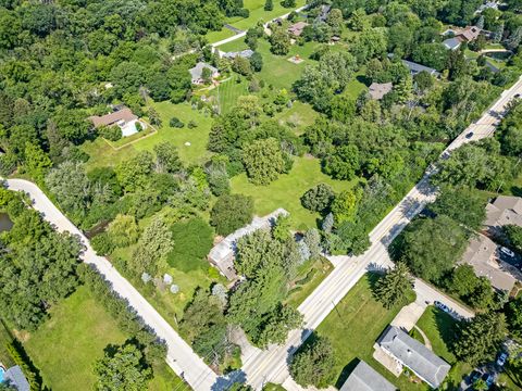 Tiny photo for 8080 Wolf Road, Burr Ridge, IL 60527 (MLS # 12380298)