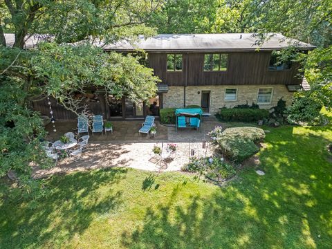 Tiny photo for 8080 Wolf Road, Burr Ridge, IL 60527 (MLS # 12380298)