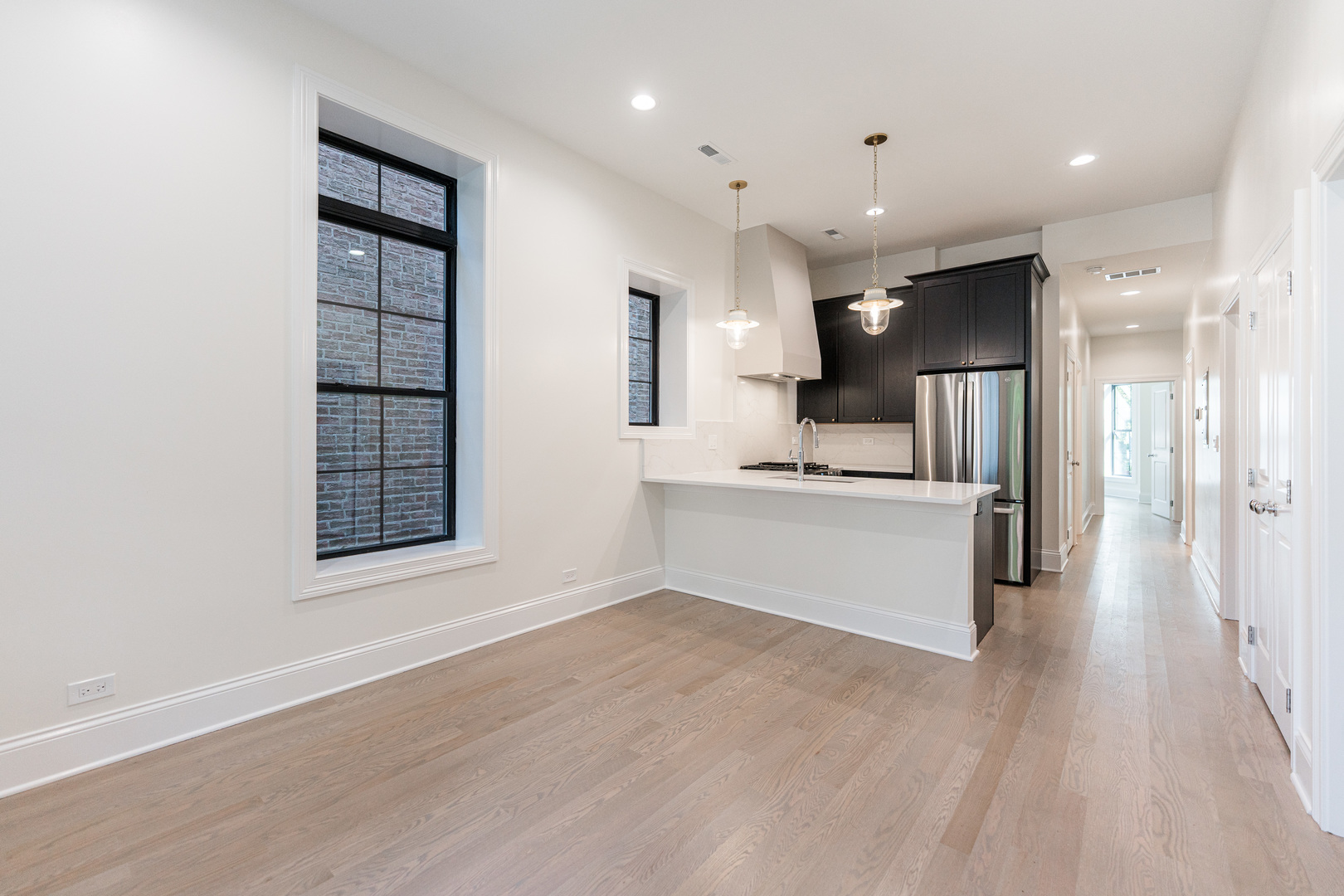 509 W Armitage Avenue 3