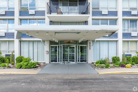 Tiny photo for 8809 Golf Road #10-C, Niles, IL 60714 (MLS # 12479298)