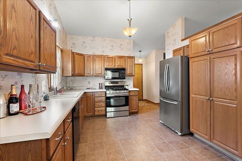 Tiny photo for 235 E JOHN CASEY Road, Bourbonnais, IL 60914 (MLS # 12507888)