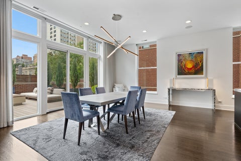 Tiny photo for 3030 N Lake Shore Drive #202, Chicago, IL 60657 (MLS # 12730095)