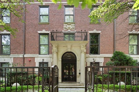 Tiny photo for 3030 N Lake Shore Drive #202, Chicago, IL 60657 (MLS # 12730095)