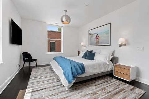 Tiny photo for 3030 N Lake Shore Drive #202, Chicago, IL 60657 (MLS # 12730095)