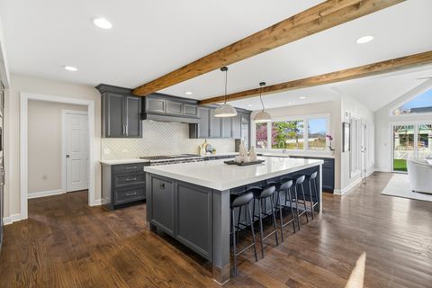 Tiny photo for 11 Princeton Road, Hinsdale, IL 60521 (MLS # 12641427)