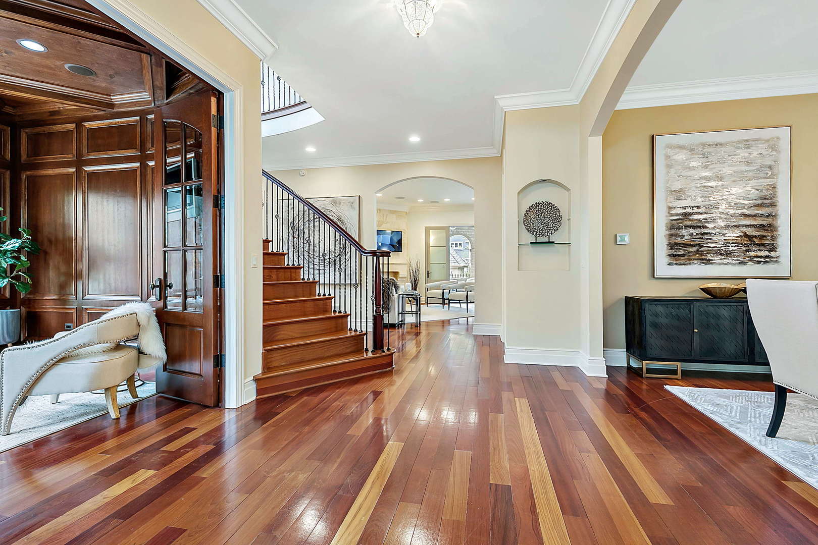 443 S Madison Street