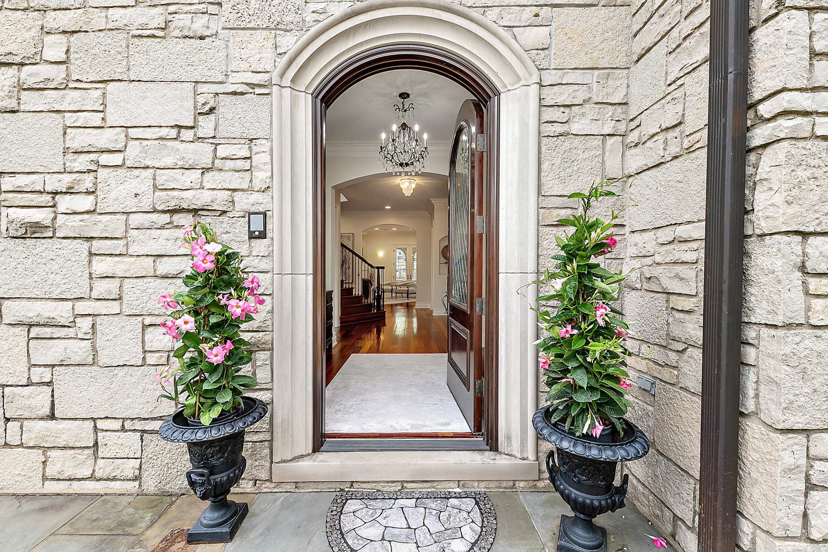 443 S Madison Street