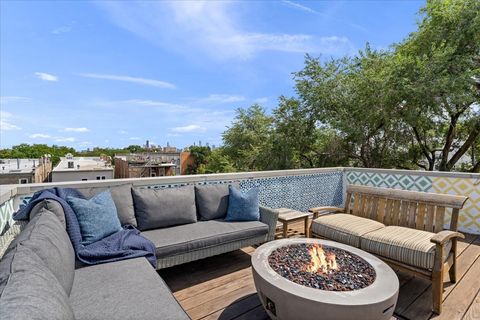 Tiny photo for 1515 N CLAREMONT Avenue #3, Chicago, IL 60622 (MLS # 12609953)