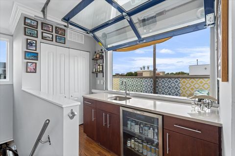 Tiny photo for 1515 N CLAREMONT Avenue #3, Chicago, IL 60622 (MLS # 12609953)