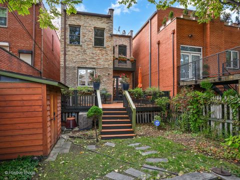 Tiny photo for 823 S Oakley Boulevard, Chicago, IL 60612 (MLS # 12508120)