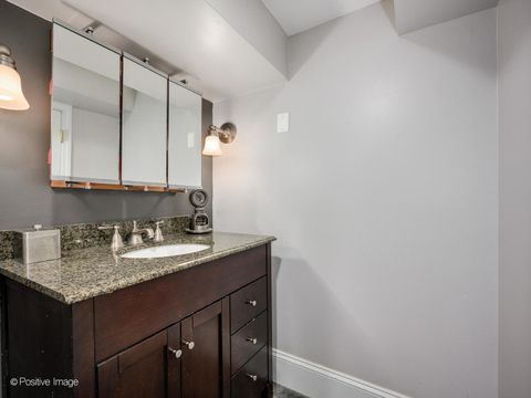 Tiny photo for 823 S Oakley Boulevard, Chicago, IL 60612 (MLS # 12508120)
