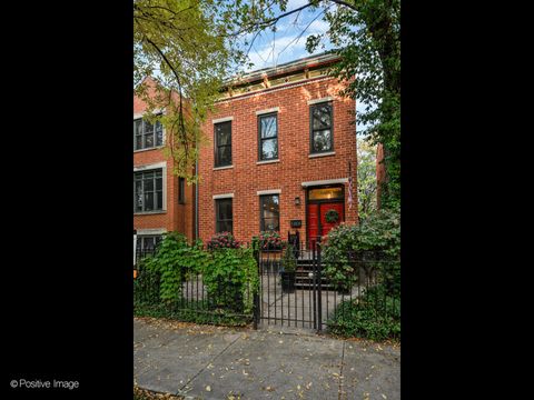 Tiny photo for 823 S Oakley Boulevard, Chicago, IL 60612 (MLS # 12508120)