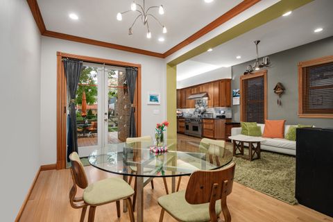 Tiny photo for 823 S Oakley Boulevard, Chicago, IL 60612 (MLS # 12508120)