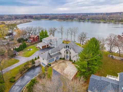 A home in Fox Lake