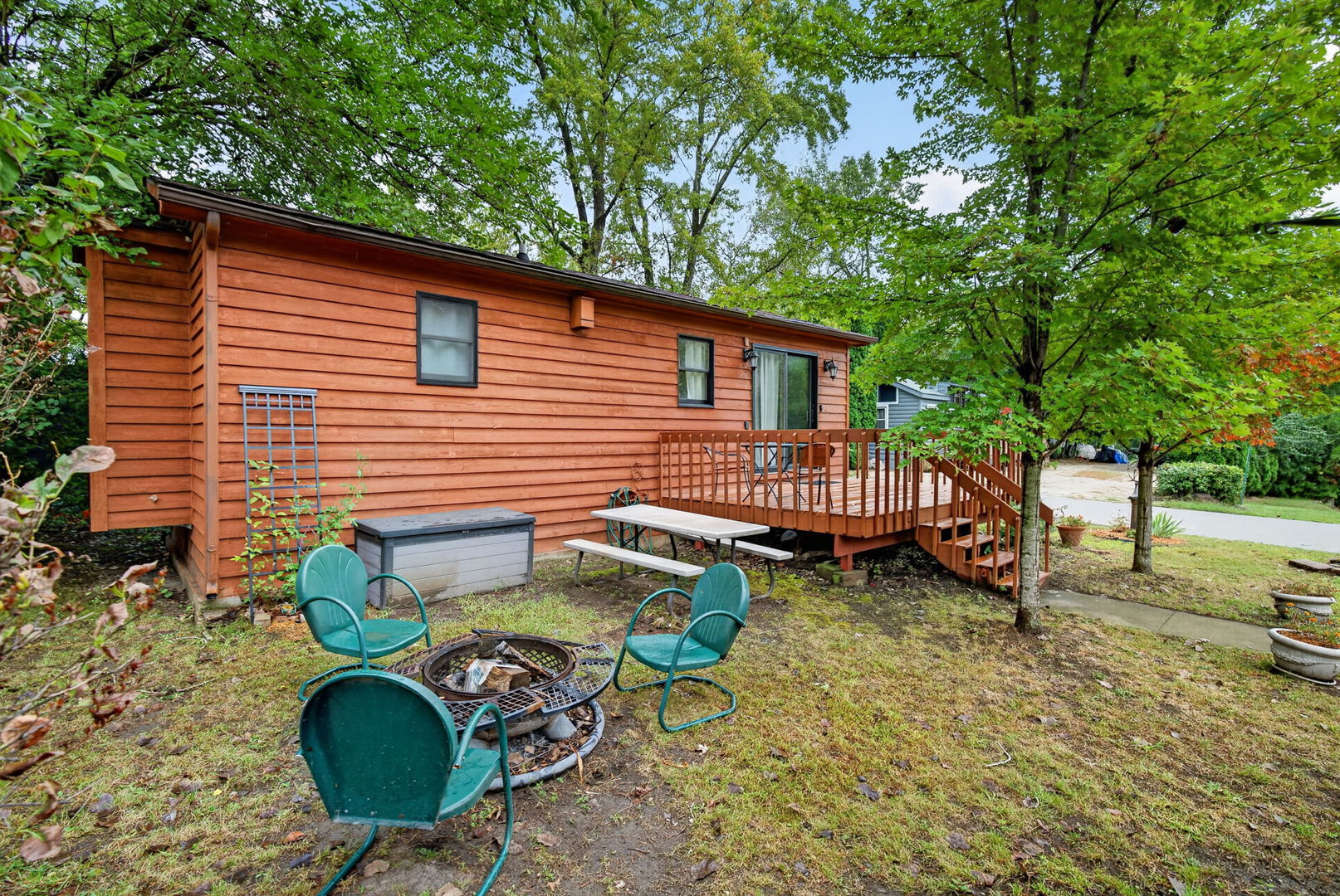 31 Lakeshore Drive