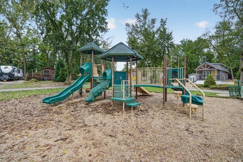 Tiny photo for 31 Lakeshore Drive, Wilmington, IL 60481 (MLS # 12745967)