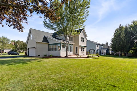 Tiny photo for 101 Nuthatch Drive, Woodstock, IL 60098 (MLS # 12739610)