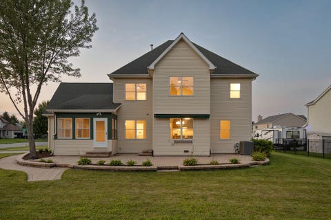 Tiny photo for 101 Nuthatch Drive, Woodstock, IL 60098 (MLS # 12739610)