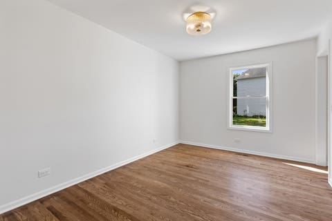 Tiny photo for 101 Nuthatch Drive, Woodstock, IL 60098 (MLS # 12739610)