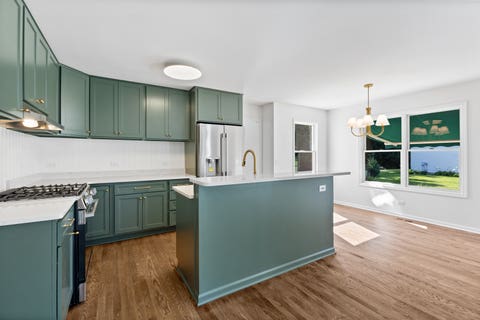 Tiny photo for 101 Nuthatch Drive, Woodstock, IL 60098 (MLS # 12739610)