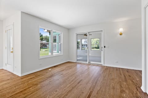 Tiny photo for 101 Nuthatch Drive, Woodstock, IL 60098 (MLS # 12739610)