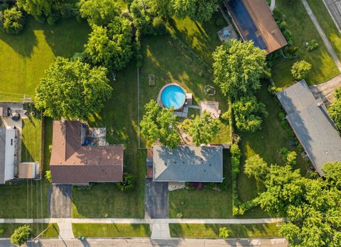 Tiny photo for 345 Maricopa Lane, Hoffman Estates, IL 60169 (MLS # 12581863)