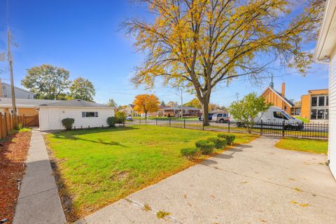 Tiny photo for 9821 Schiller Boulevard, Franklin Park, IL 60131 (MLS # 12511712)
