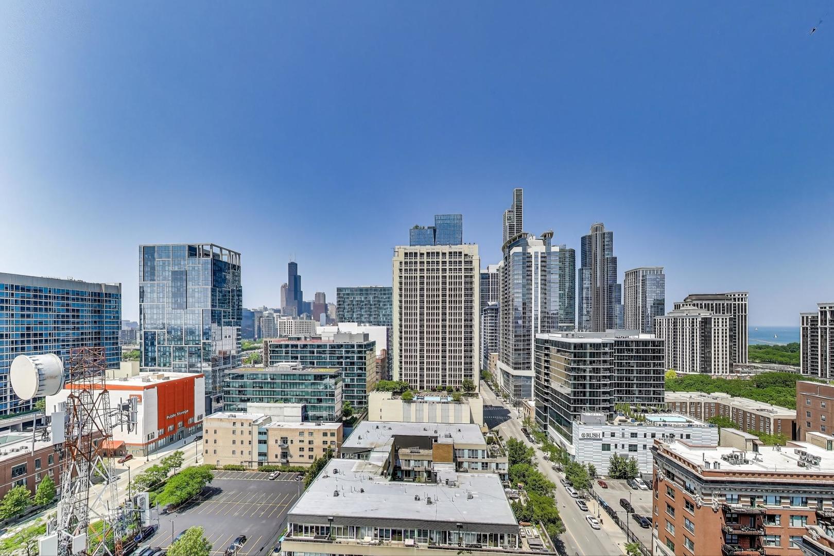 Chicago, Illinois 60605, United States, 2 Bedrooms Bedrooms, ,2 BathroomsBathrooms,Residential,Active,245350