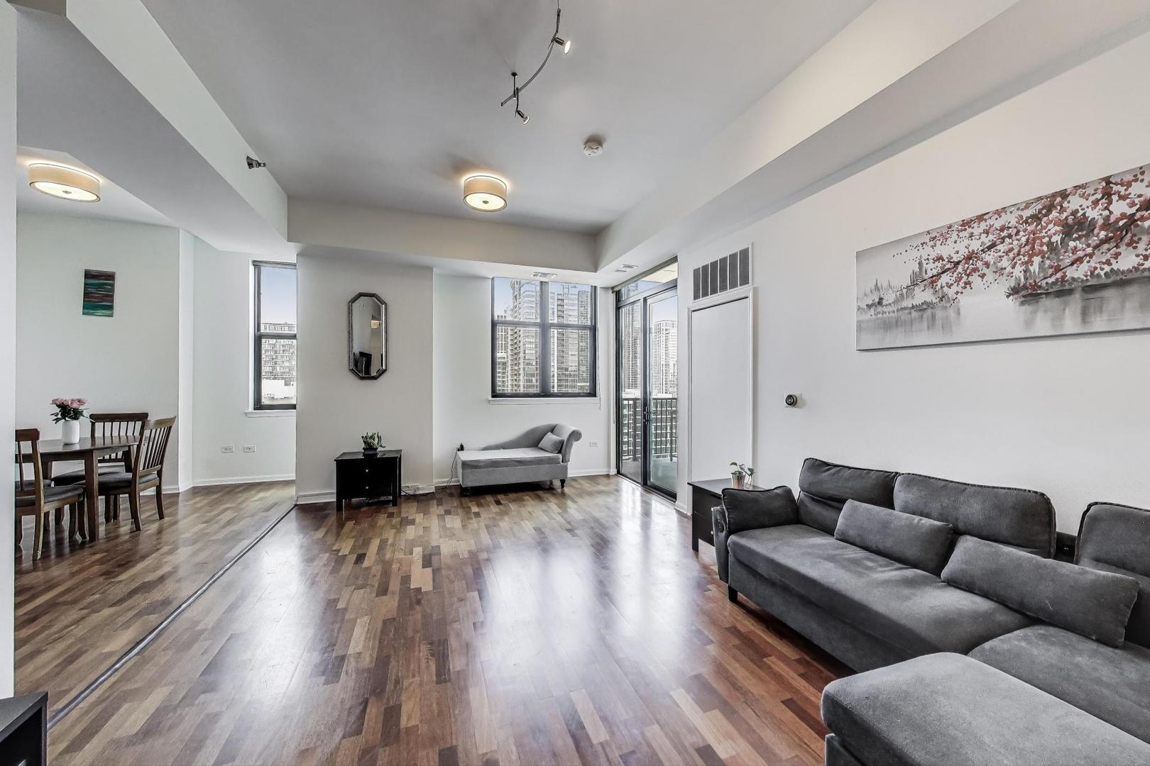 1464 S Michigan Avenue 1609