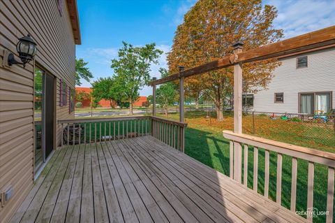 Tiny photo for 141 Campbell Drive, Bolingbrook, IL 60440 (MLS # 12469513)