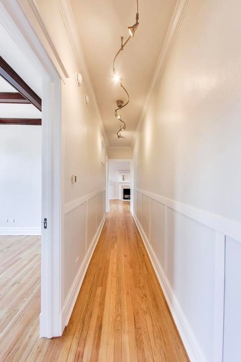 Tiny photo for 832 W Lakeside Place #3N, Chicago, IL 60640 (MLS # 12585361)